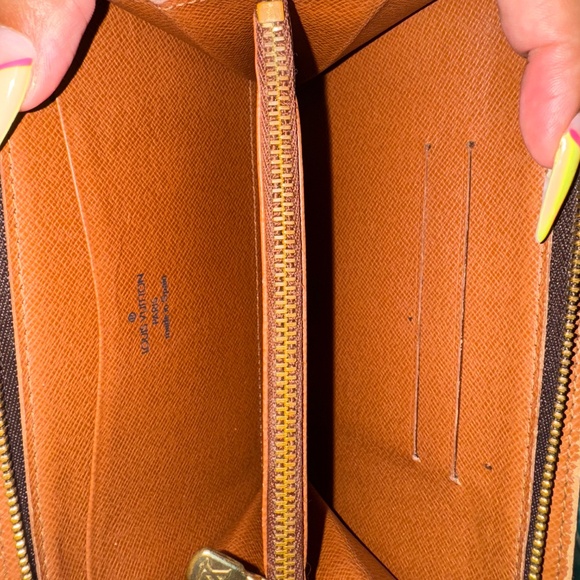 Louis Vuitton Porte Monaie Wallet - Picture 4 of 7